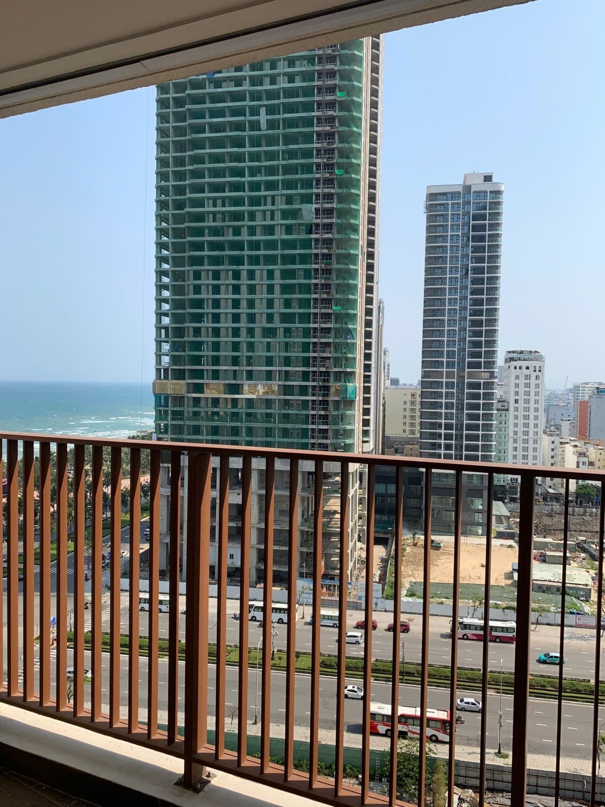 Căn hộ 94.4m² SLD.1202 WYNDHAM SOLEIL, Sơn Trà — gần chợ, tiềm năng kinh doanh, mặt tiền đường lớn, ô tô đỗ cửa