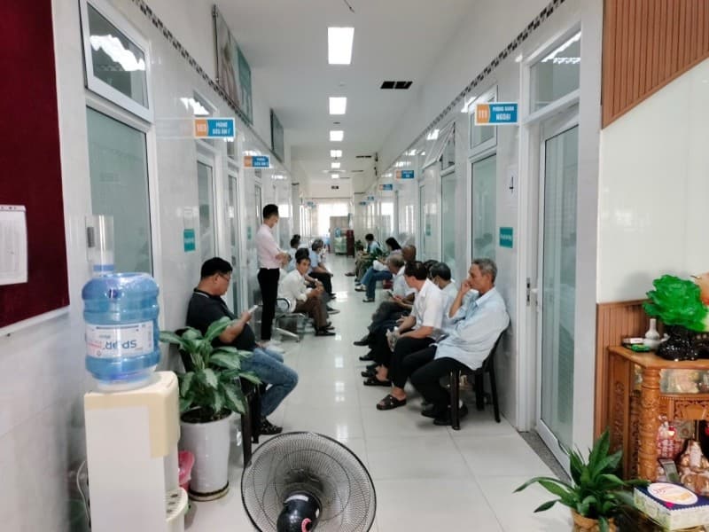 Nhà 2 tầng 420m² mặt tiền 9.65m Núi Thành, Hải Châu — tiềm năng kinh doanh, mặt tiền đường lớn, có dòng tiền