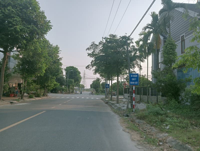 Đất 100m² mặt tiền 5m Lê Trí Viễn, Ngũ Hành Sơn — mặt tiền đường lớn, đường 10.5m, ô tô đỗ cửa