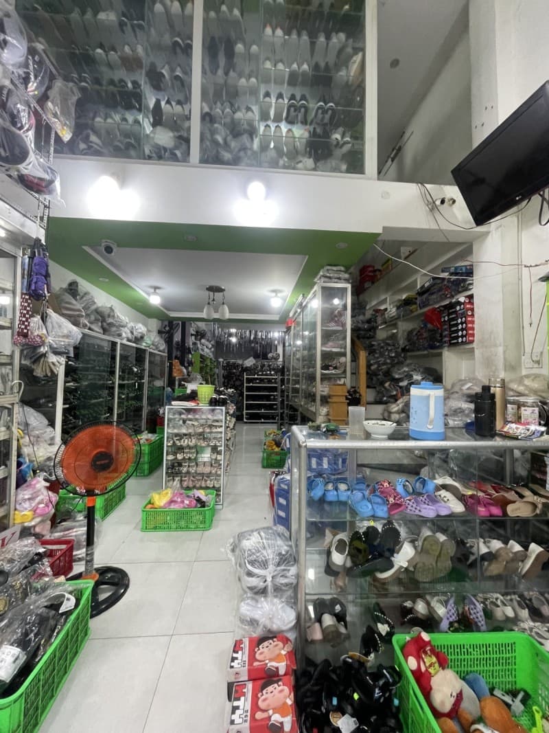 Nhà 5 tầng 110m² mặt tiền 4.8m Âu Cơ, Liên Chiểu — gần chợ, tiềm năng kinh doanh, mặt tiền đường lớn, ô tô đỗ cửa