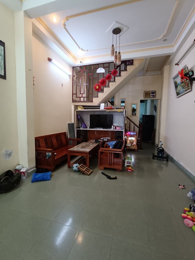 Nhà 2 tầng 66m² mặt tiền 4.1m Cao Thắng, Hải Châu — gần trường học, gần bệnh viện, mặt tiền đường lớn, ô tô đỗ cửa