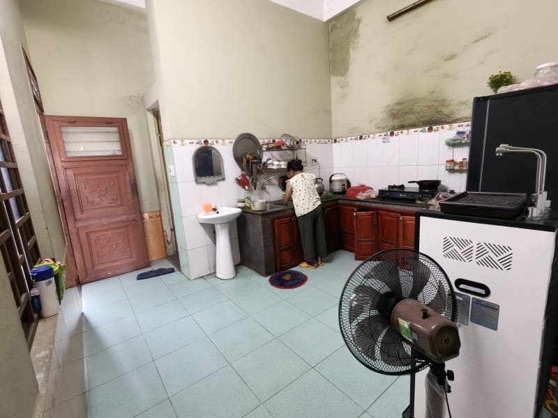 Nhà 2 tầng 137m² mặt tiền 5m Mai Đăng Chơn, Ngũ Hành Sơn — gần chợ, tiềm năng kinh doanh, mặt tiền đường lớn, đường 15m