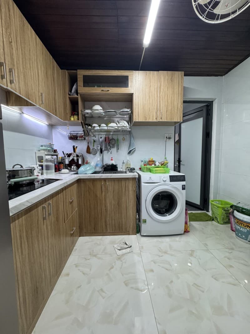 Nhà 5 tầng 57m² mặt tiền 4m Lê Duẩn, Thanh Khê — tiềm năng kinh doanh, mặt tiền đường lớn, có dòng tiền