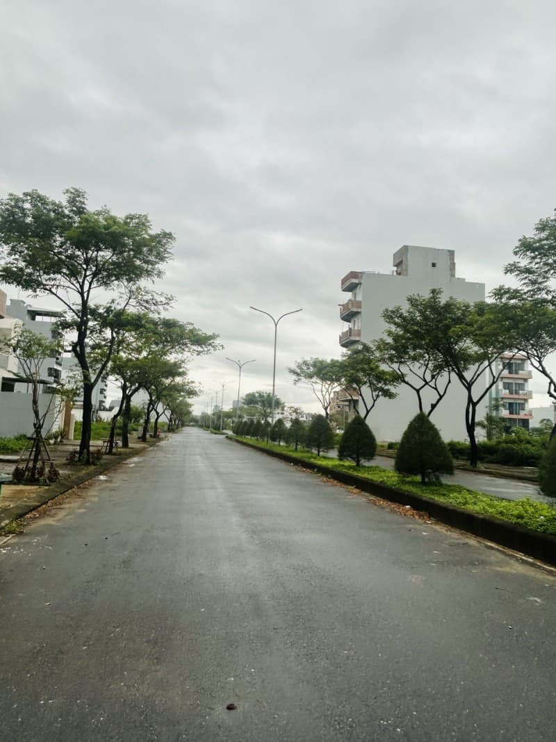 Nhà 6 tầng 108m² mặt tiền 6m Khu đô thị FPT, Ngũ Hành Sơn — tiềm năng kinh doanh, mặt tiền đường lớn, ô tô đỗ cửa, có dòng tiền