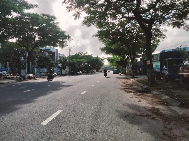 Đất 198m² mặt tiền 8m Mai Đăng Chơn, Ngũ Hành Sơn — gần biển, tiềm năng kinh doanh, mặt tiền đường lớn, ô tô đỗ cửa