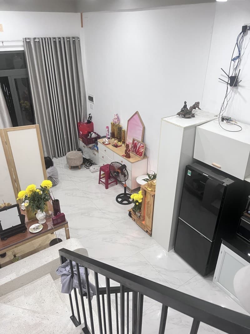 Nhà 3 tầng 56.1m² mặt tiền 4m Nguyễn Văn Linh, Hải Châu — gần trường học, tiềm năng kinh doanh, ô tô đỗ cửa