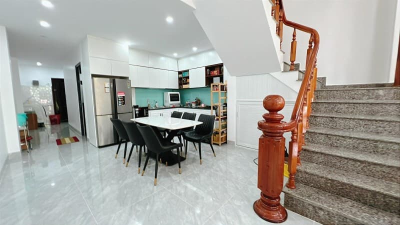 Nhà 2 tầng 100m² mặt tiền 5m Võ Văn Ngân, Cẩm Lệ — tiềm năng kinh doanh, mặt tiền đường lớn, đường 10m, ô tô đỗ cửa