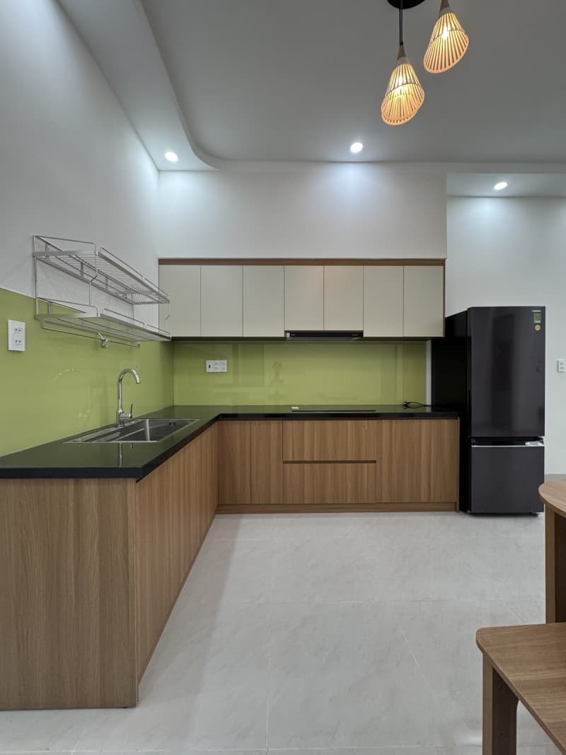 Nhà 77m² mặt tiền 6.5m Trần Cao Vân, Thanh Khê — gần biển, tiềm năng kinh doanh, mặt tiền đường lớn, ô tô đỗ cửa