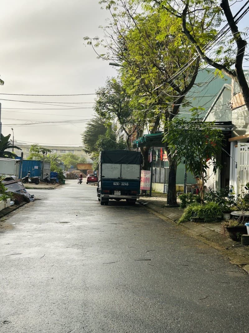 Nhà cấp 4 100m² mặt tiền 5m Khuê Bắc, Ngũ Hành Sơn — mặt tiền đường lớn, ô tô đỗ cửa