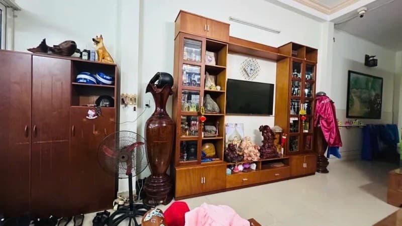 Nhà 3 tầng 136.7m² mặt tiền 4.19m Nguyễn Phan Vinh, Sơn Trà — gần biển, gần chợ, gần trường học, tiềm năng kinh doanh