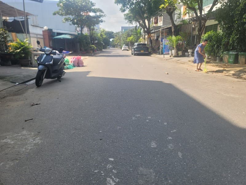 Đất 100m² mặt tiền 5m Bùi Vịnh, Cẩm Lệ — gần chợ, gần trường học, mặt tiền đường lớn, tiềm năng tăng giá