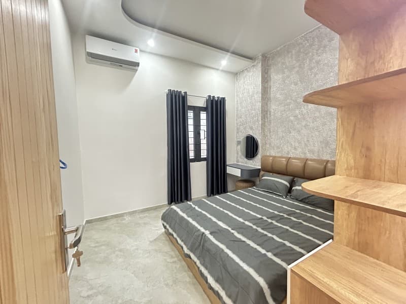 Nhà 3 tầng 90m² mặt tiền 5m ĐINH ĐỨC THIỆN, Liên Chiểu — gần biển, tiềm năng kinh doanh, mặt tiền đường lớn, ô tô đỗ cửa